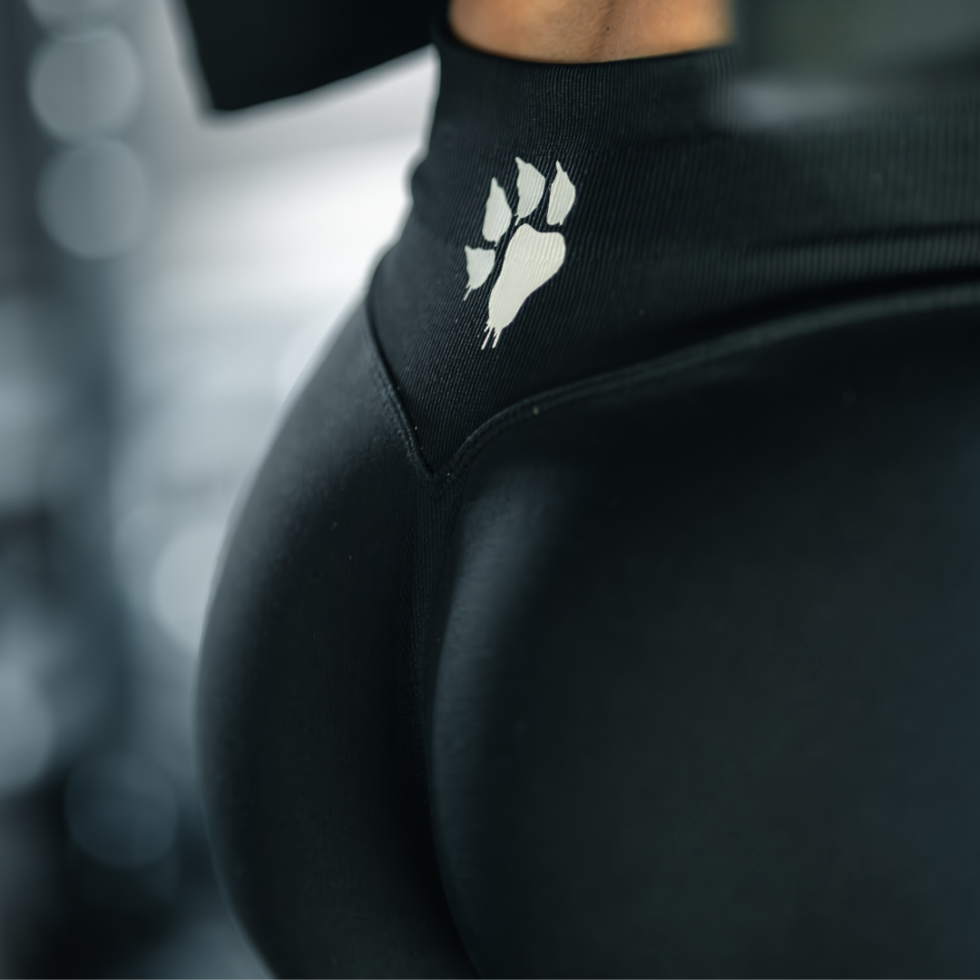 LUX Black Shorts 4.5"